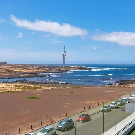 Bristol Sunset Piscina Daire Corralejo