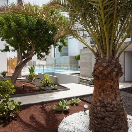 Bristol Sunset Piscina * Коральео