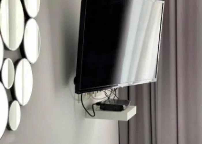 Bristol Sunset Piscina 科拉雷侯