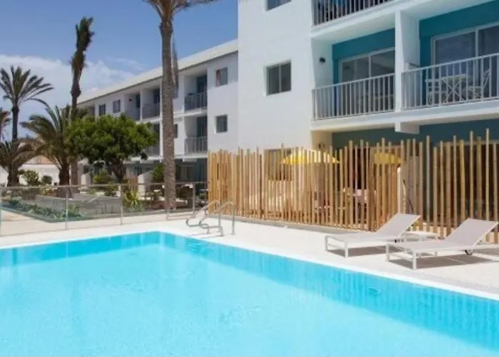 Bristol Sunset Piscina