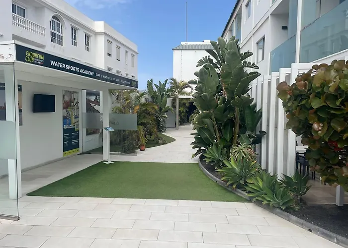 Bristol Sunset Piscina *