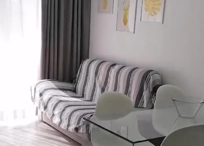 Bristol Sunset Piscina Daire *