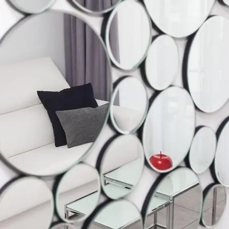 Bristol Sunset Piscina *