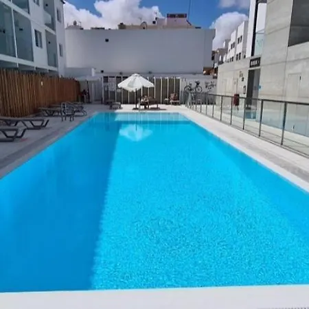 Bristol Sunset Piscina Lägenhet Corralejo