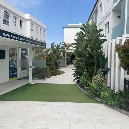 Bristol Sunset Piscina *